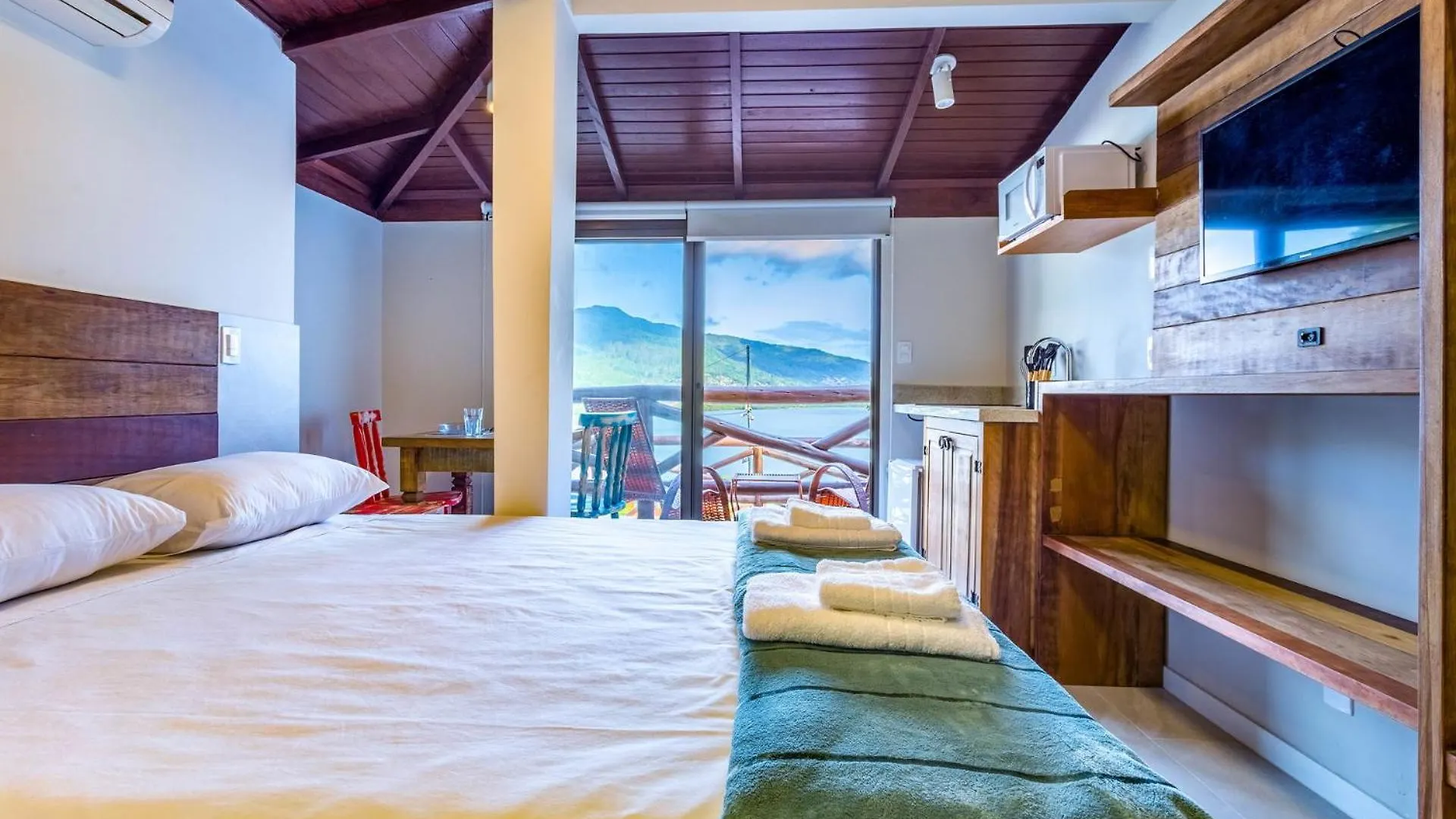 Loft Studio Com Vista Para O Mar Ug8751 Florianopolis